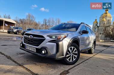 Subaru Outback 2023