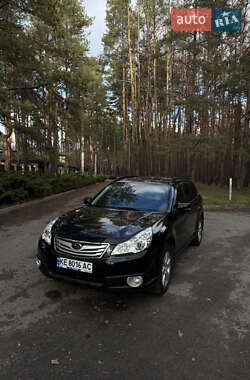 Subaru Outback  2011