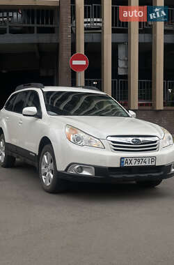 Subaru Outback  2012