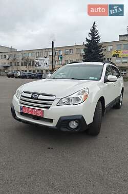 Subaru Outback  2013