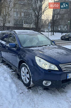 Subaru Outback  2010