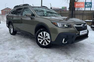 Subaru Outback  2022