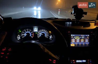 Subaru Outback  2010