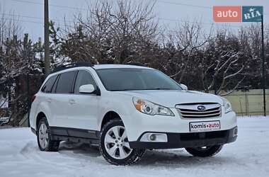 Subaru Outback 2011