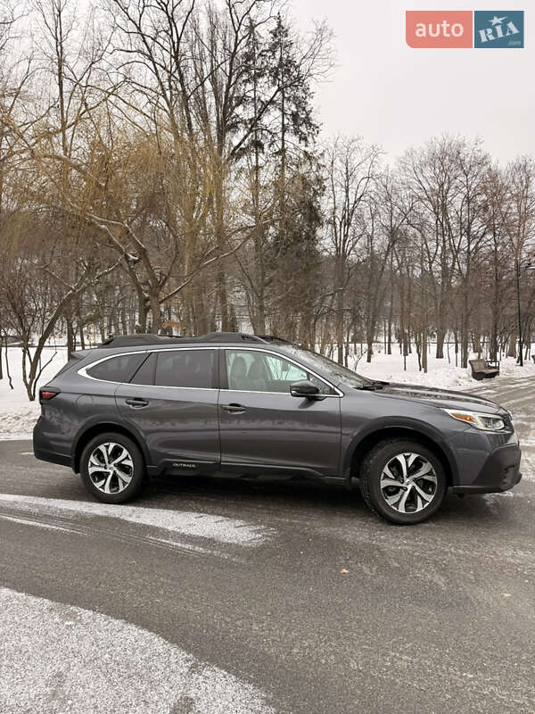Позашляховик / Кросовер Subaru Outback