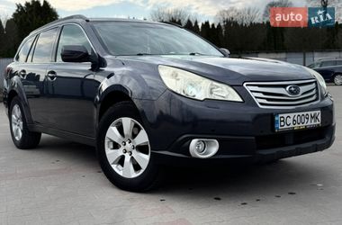Subaru Outback  2010