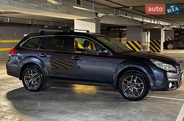 Subaru Outback  2013