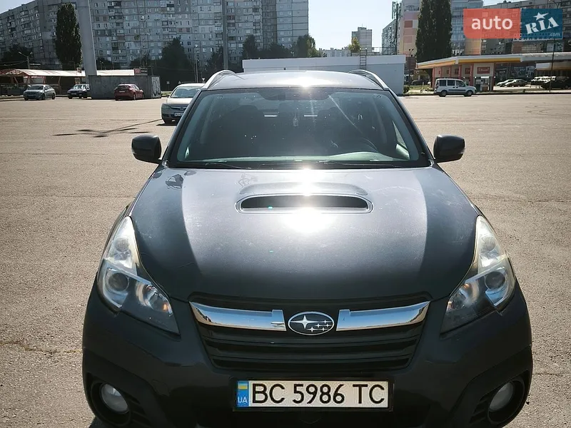 Subaru Outback 2014