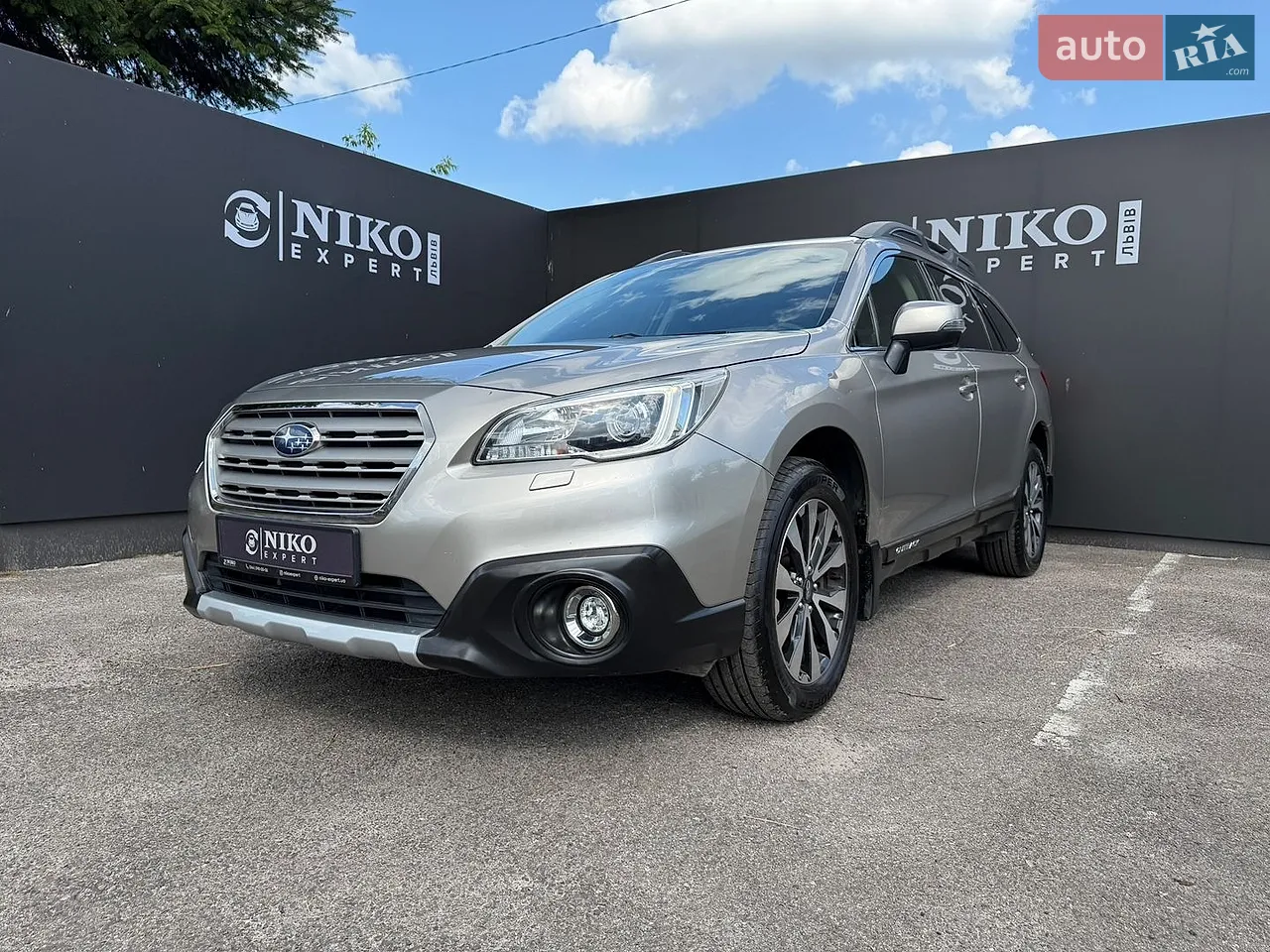 2016 Subaru Outback - мініатюра 2