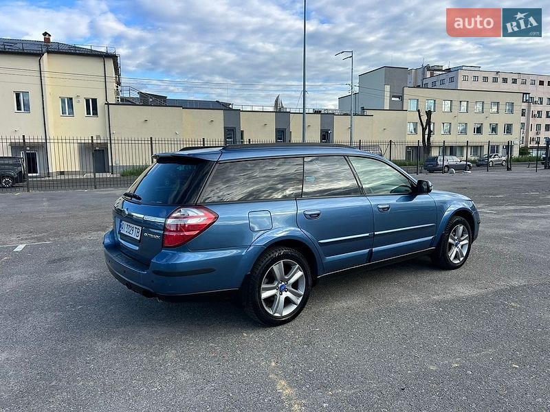 Универсал Subaru Outback 2008 в Киеве
