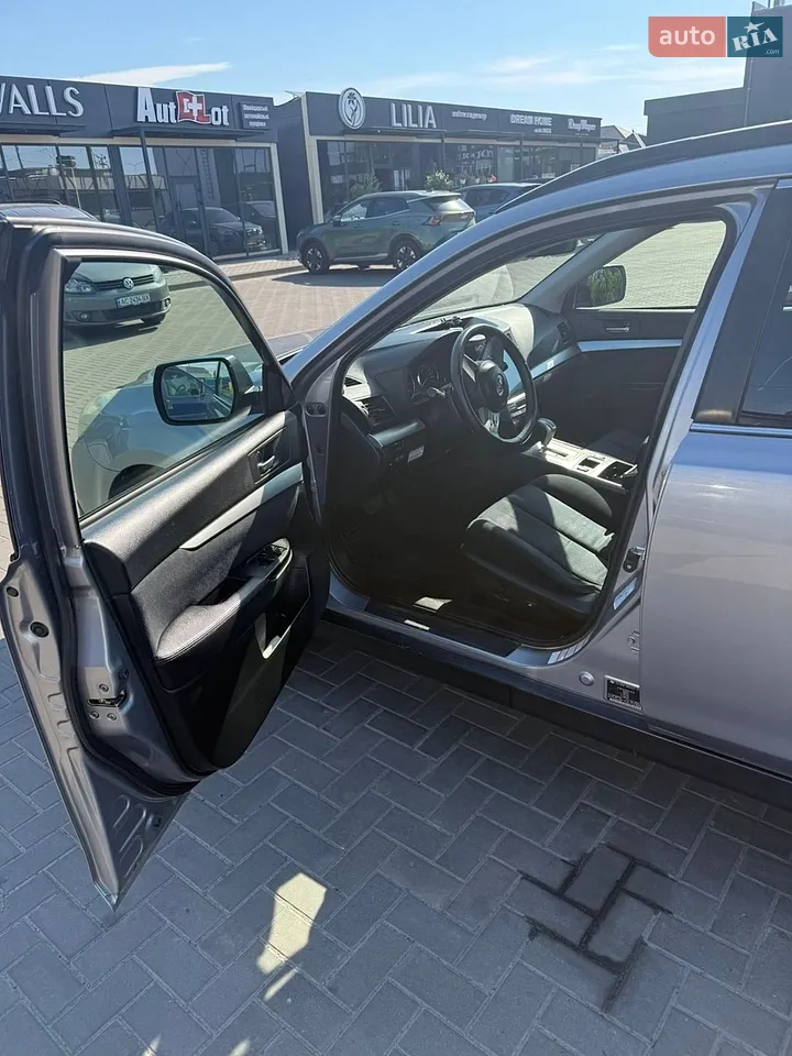 2010 Subaru Outback - мініатюра 5