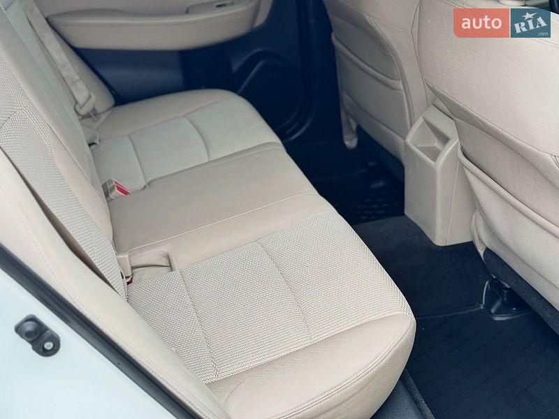 Универсал Subaru Outback 2014 в Львове