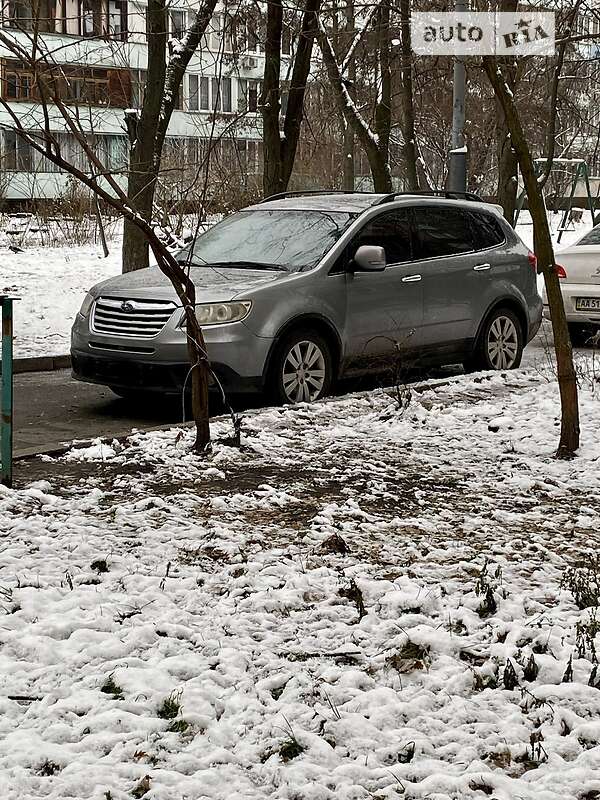 Седан Subaru Tribeca