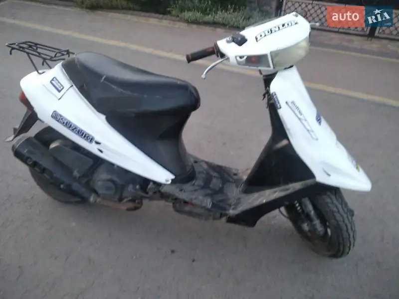 Suzuki Address V100 2005