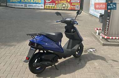 Suzuki Address V100  2000