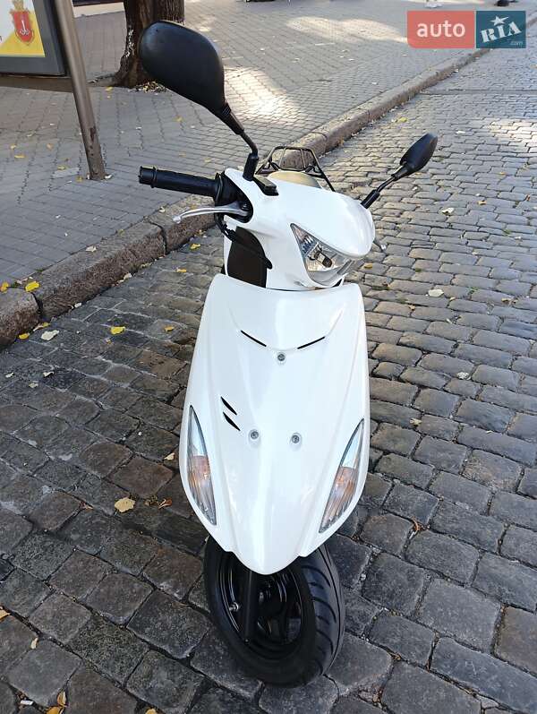 Мото Suzuki Address V125