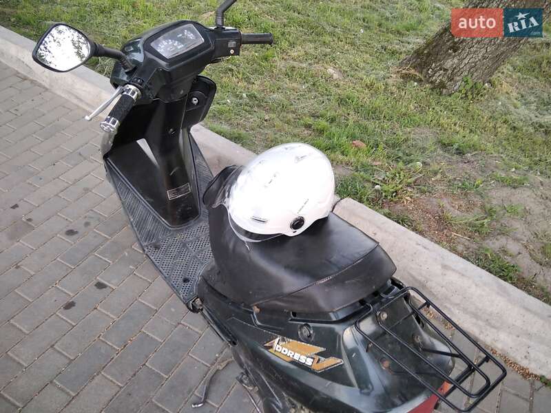 Скутер Suzuki AP 50