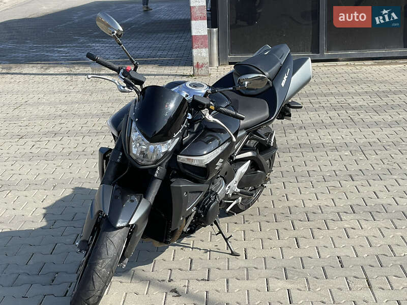 Спортбайк Suzuki B-King