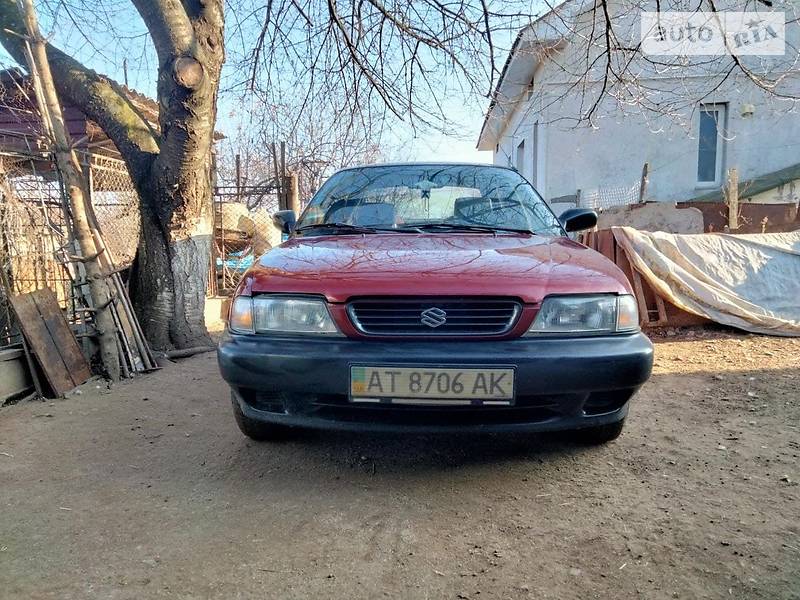 Седан Suzuki Baleno