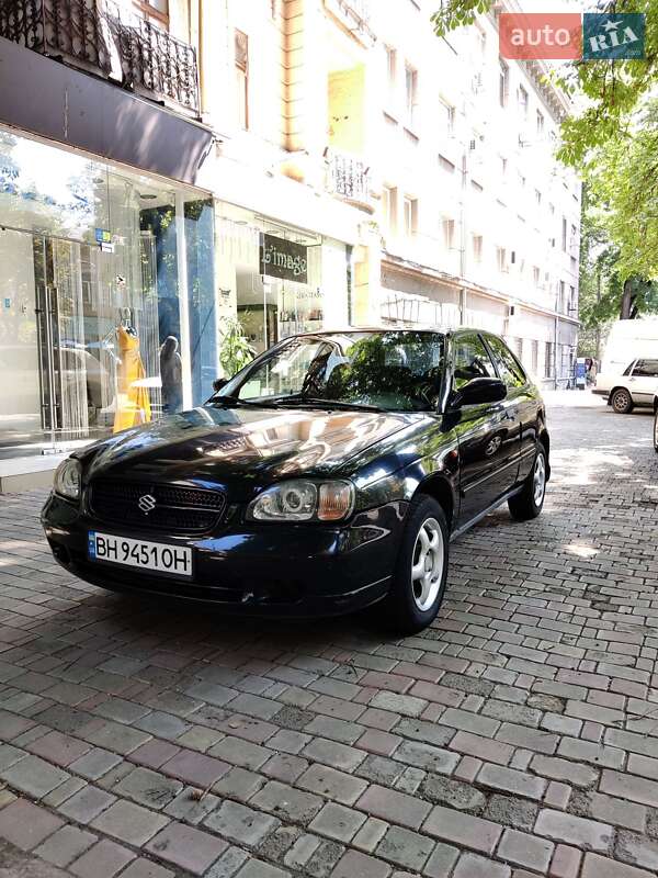 Хетчбек Suzuki Baleno