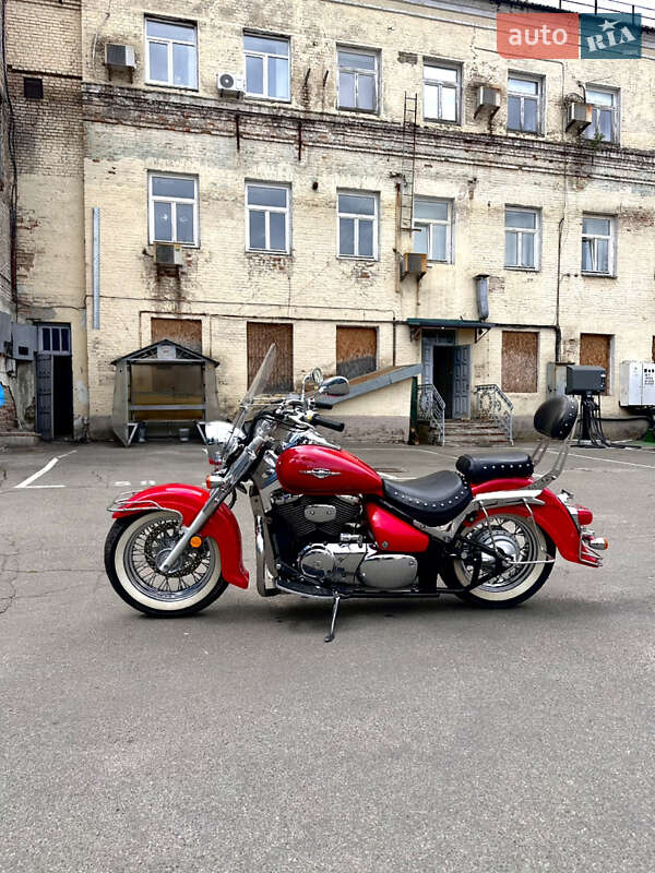 Мотоцикл Чоппер Suzuki Boulevard C50