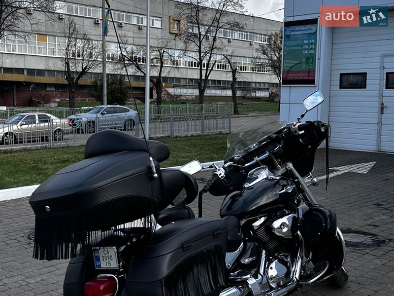 Мотоцикл Чоппер Suzuki Boulevard C50