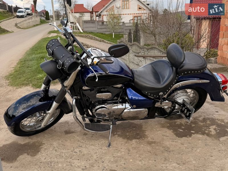 Suzuki Boulevard C50