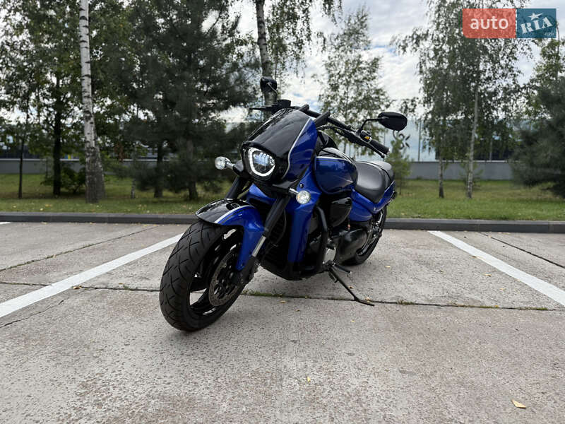 Мотоцикл Туризм Suzuki Boulevard M109R
