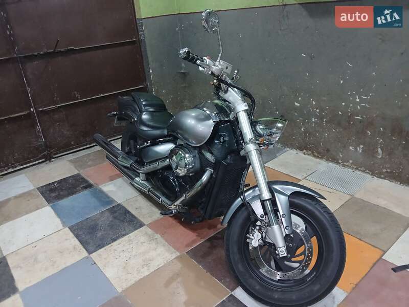 Suzuki Boulevard