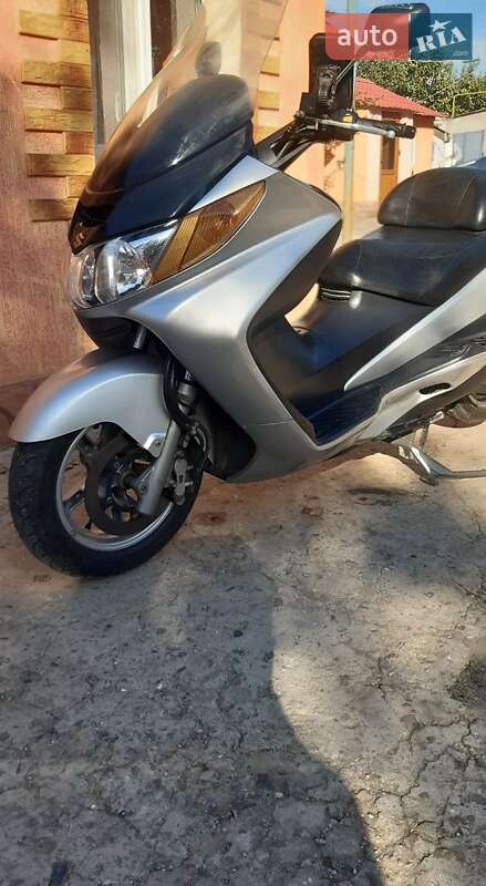 Мотоцикл Туризм Suzuki Burgman 400