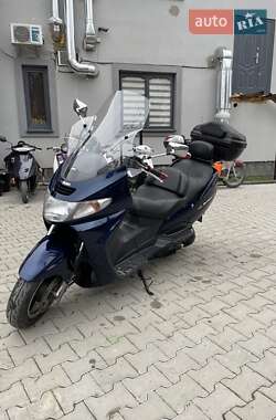Suzuki Burgman  2002