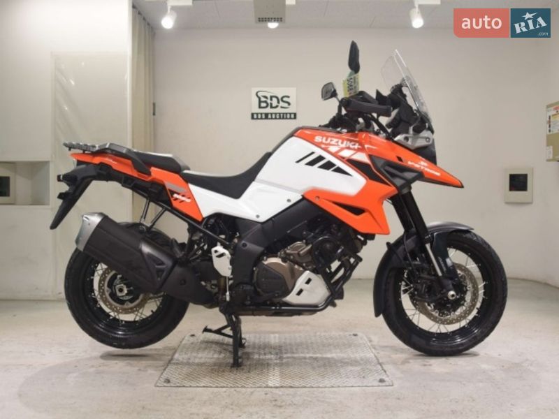 Мото Suzuki DL 1050DE V-Strom