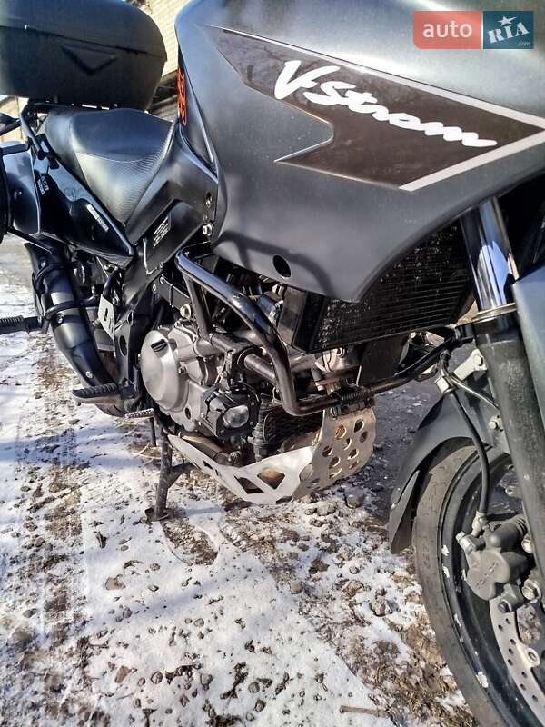 Мотоцикл Спорт-туризм Suzuki DL 650