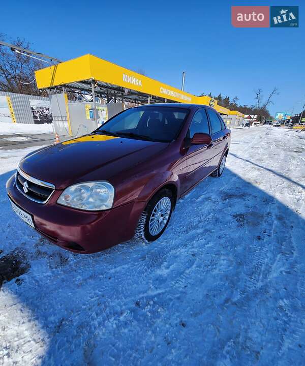 Седан Suzuki Forenza