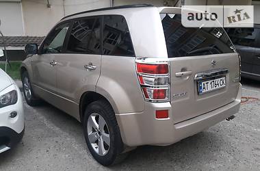 Suzuki Grand Vitara  2011