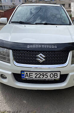 Suzuki Grand Vitara  2010