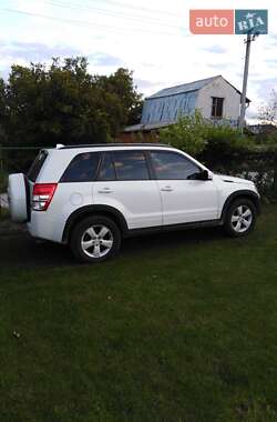 Suzuki Grand Vitara  2010