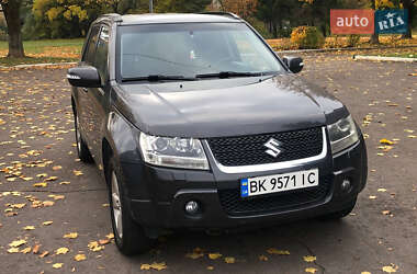 Suzuki Grand Vitara  2011