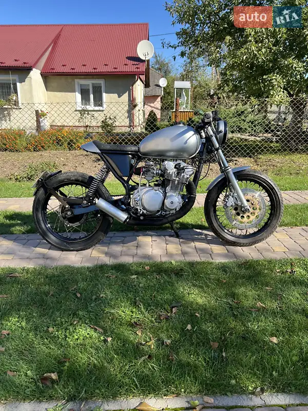 Suzuki GS 500 2001