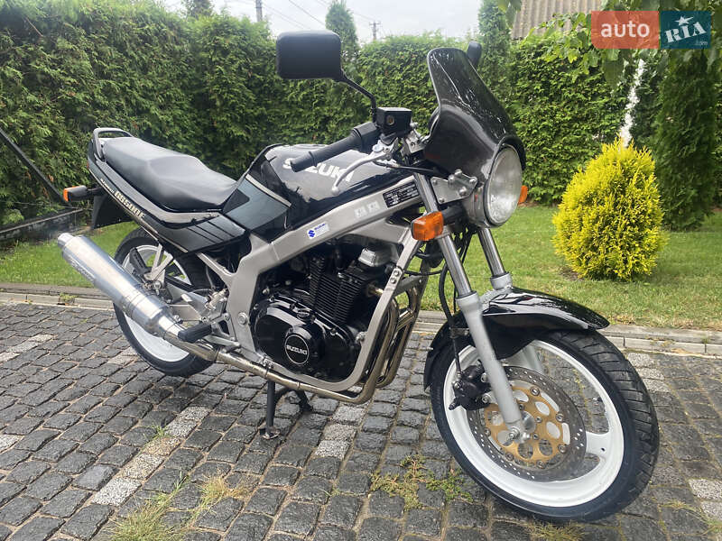 Мото Suzuki GS 500E