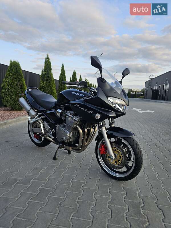 Мотоцикл Спорт-туризм Suzuki GSF 600 Bandit