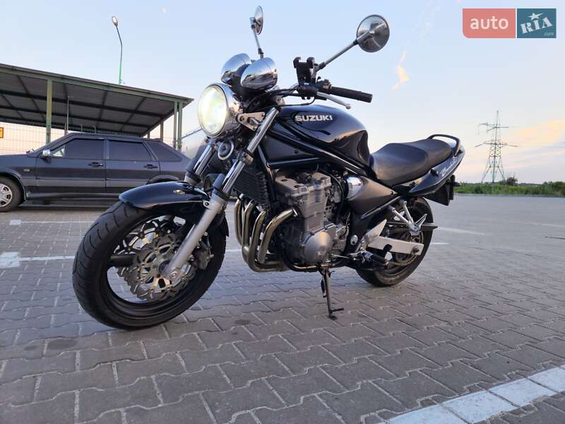 Мотоцикл Без обтекателей (Naked bike) Suzuki GSF 600 Bandit
