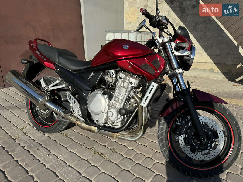 Спортбайк Suzuki GSF 650 Bandit