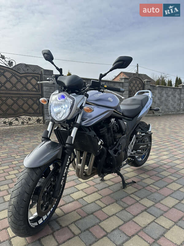 Мотоцикл Туризм Suzuki GSF 650 Bandit