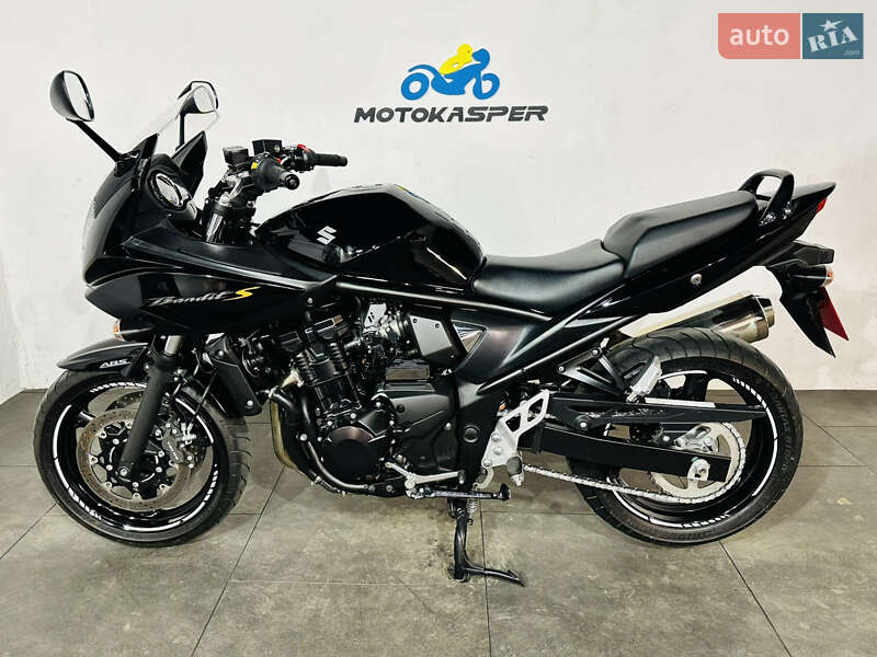 Мотоцикл Туризм Suzuki GSF 650 Bandit