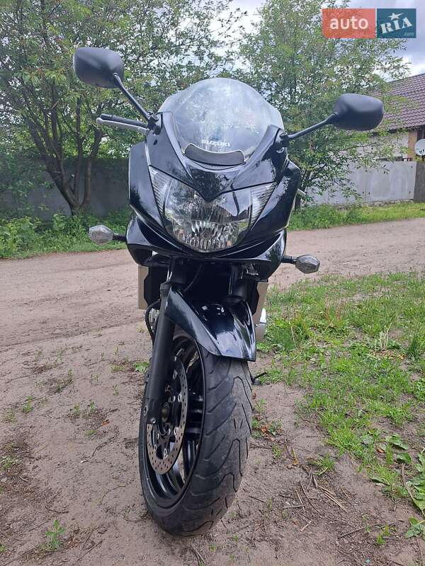 Спортбайк Suzuki GSF 650 Bandit