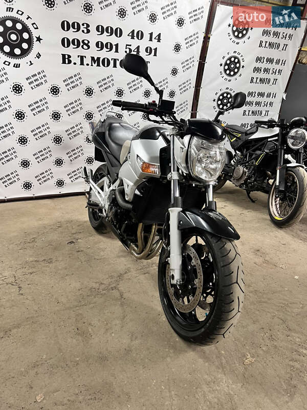 Мотоцикл Спорт-туризм Suzuki GSR 400