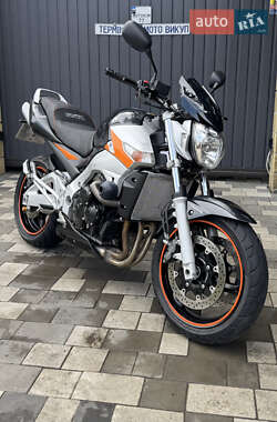 Suzuki GSR 600  2007