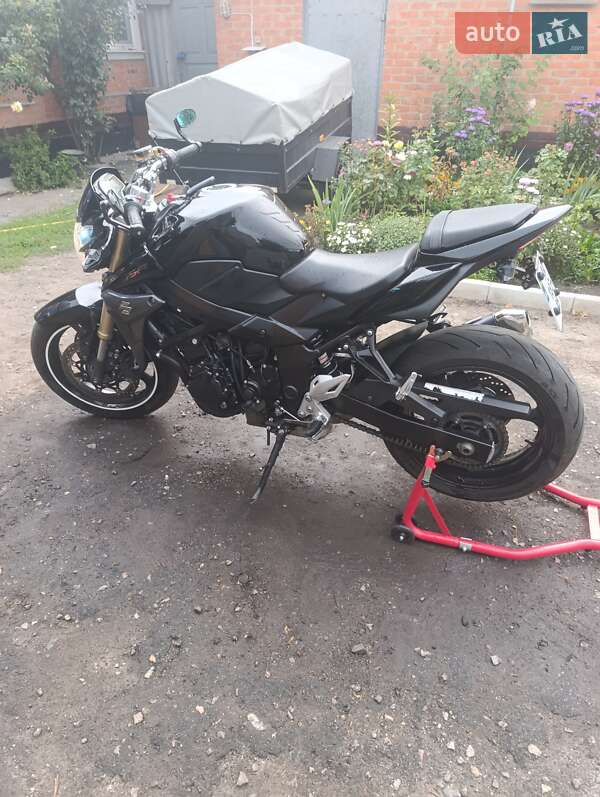 Мотоцикл Спорт-туризм Suzuki GSR 750