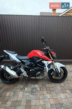 Suzuki GSR 750  2016
